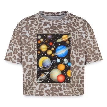 Espace et planètes - T-shirt boxy femme léopard premium - Leopard print - Devant - AI Model Female 172 dark (172cm)
