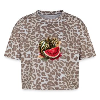 Leopard Glam Wassermelone - Boxy Leo Frauen Premium Organic T-Shirt - Leopard print - Vorne - AI Model Female 172 dark (172cm)