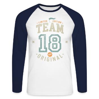 Team 18 - 100% Original / Limited Edition - Unisex Long Sleeve Baseball T-Shirt - white/navy - Front - Nik (191cm)