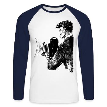 Fotograf - Unisex Baseballshirt langarm - Weiß/Navy - Vorne - Nik (191cm)