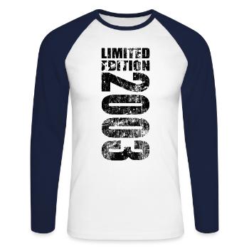 Limited Edition 2003 21. Geburtstag Geschenk - Unisex Baseballshirt langarm - Weiß/Navy - Vorne - Nik (191cm)