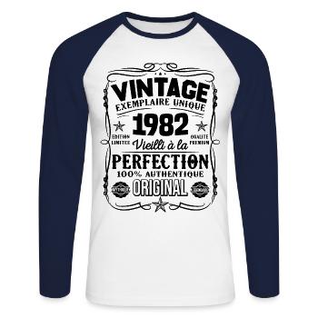 Jahrgang made in 1982 gereift bis zur Perfektion - Unisex Baseballshirt langarm - Weiß/Navy - Vorne - Nik (191cm)