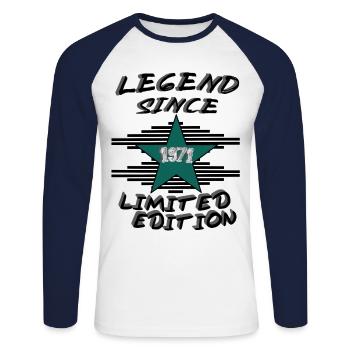 LEGEND SINCE 1971, wahre Legenden - Unisex Baseballshirt langarm - Weiß/Navy - Vorne - Nik (191cm)