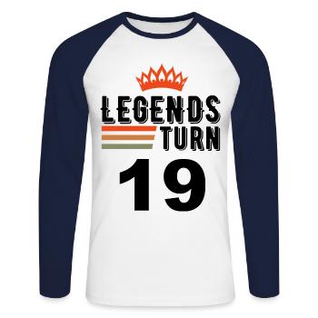 19 Geburtstag, Legenden werden 19 Jahre alt - Unisex Baseballshirt langarm - Weiß/Navy - Vorne - Nik (191cm)