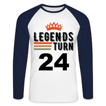 24 Anniversaire, les légendes ont 24 ans - T-shirt baseball manches longues Homme - blanc/marine - Devant - Nik (191cm)