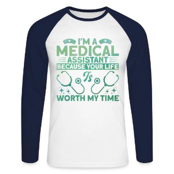 Zertifizierte medizinische Assistentin Medizinisch - Unisex Baseballshirt langarm - Weiß/Navy - Vorne - Nik (191cm)