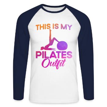 Pilates Ceci est mon cadeau de tenue Pilates - T-shirt baseball manches longues Homme - blanc/marine - Devant - Nik (191cm)