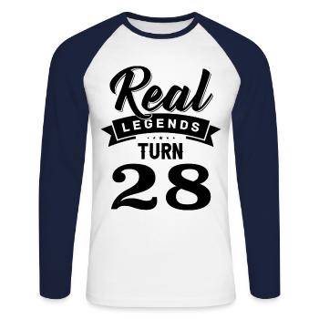 Real Legends fête ses 28 et 28 ans - T-shirt baseball manches longues Homme - blanc/marine - Devant - Nik (191cm)
