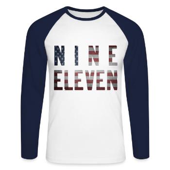 Never forget Nine Eleven, 9/11, 11 septembre 2001 - T-shirt baseball manches longues Homme - blanc/marine - Devant - Nik (191cm)