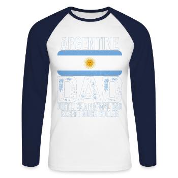 Argentinischer Vater Argentinien Flagge T-Shirt - Unisex Baseballshirt langarm - Weiß/Navy - Vorne - Nik (191cm)