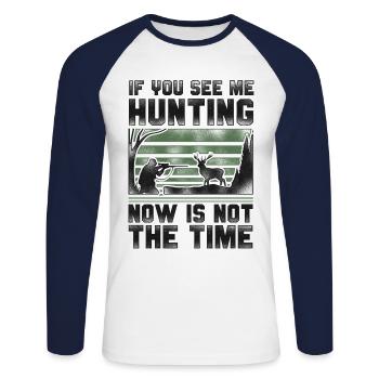 Buck Deer Hunting Hunter Vintage - Unisex Long Sleeve Baseball T-Shirt - white/navy - Front - Nik (191cm)