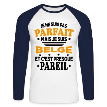 Pas Parfait Mais Je Suis Belge Cadeau Humour - T-shirt baseball manches longues Homme - blanc/marine - Devant - Nik (191cm)