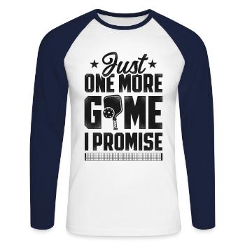 Pickleball Just One More Game I - Unisex Baseballshirt langarm - Weiß/Navy - Vorne - Nik (191cm)