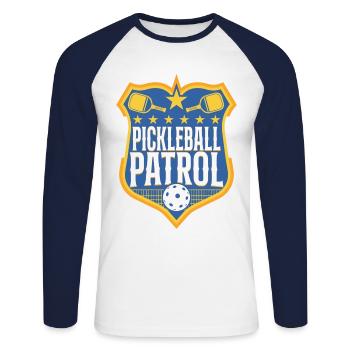 Pickleball Badge Pickleball Patrol - Unisex Baseballshirt langarm - Weiß/Navy - Vorne - Nik (191cm)