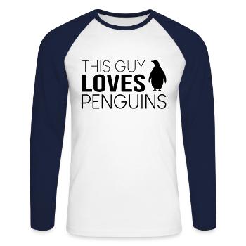 Typ Pinguin Spruch - Unisex Baseballshirt langarm - Weiß/Navy - Vorne - Nik (191cm)