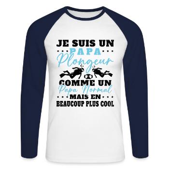 Papa Plongeur Cadeau Humour Fête des Pères Plongée - T-shirt baseball manches longues Homme - blanc/marine - Devant - Nik (191cm)