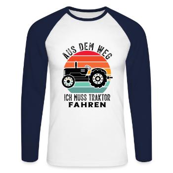 Aus dem Weg ich muss Traktor fahren - Unisex Baseballshirt langarm - Weiß/Navy - Vorne - Nik (191cm)