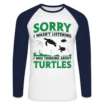Sea Turtle Tortoise Sorry I Wasn't - Unisex Baseballshirt langarm - Weiß/Navy - Vorne - Nik (191cm)