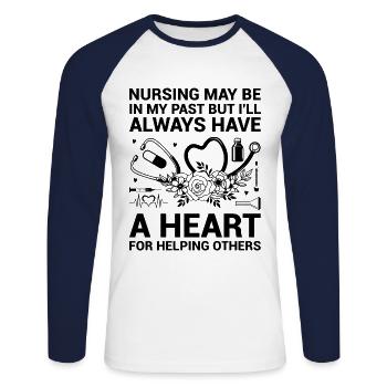 Grand-mère retraitée Pension Infirmière infirmière en soins infirmiers - T-shirt baseball manches longues Homme - blanc/marine - Devant - Nik (191cm)