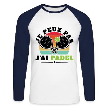 Je peux pas j'ai padel - T-shirt baseball manches longues Homme - blanc/marine - Devant - Nik (191cm)
