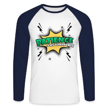La patience est mon trait de caractère de superpouvoir - T-shirt baseball manches longues Homme - blanc/marine - Devant - Nik (191cm)