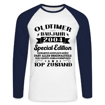 Oldtimer Baujahr 2004 Jahrgang Geburtstag Geschenk - Unisex Baseballshirt langarm - Weiß/Navy - Vorne - Nik (191cm)