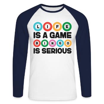 La vie d’un joueur de bingo est un jeu de bingo - T-shirt baseball manches longues Homme - blanc/marine - Devant - Nik (191cm)