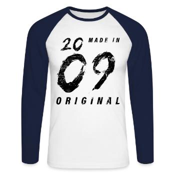 Made In 2009 Original Birthday Grunge Distressed - Unisex Long Sleeve Baseball T-Shirt - white/navy - Front - Nik (191cm)