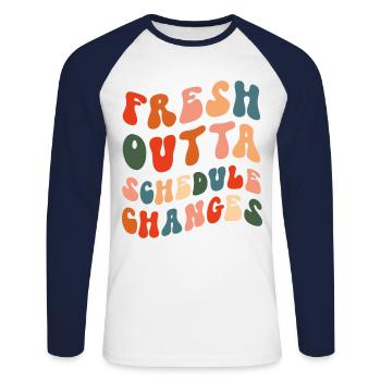 Conseillère scolaire Fresh Outta - T-shirt baseball manches longues Homme - blanc/marine - Devant - Nik (191cm)