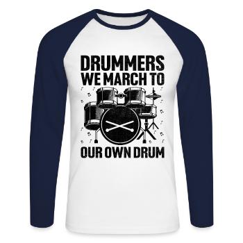 Trommler Wir marschieren zu unserer eigenen Trommel Trommeln Schlagzeuger - Unisex Baseballshirt langarm - Weiß/Navy - Vorne - Nik (191cm)
