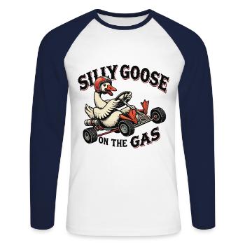 Oie folle dans l’aventure en karting - T-shirt baseball manches longues Homme - blanc/marine - Devant - Nik (191cm)