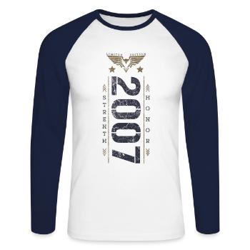 Edition Limitée 2007 Anniversaire Force et Honneur - T-shirt baseball manches longues Homme - blanc/marine - Devant - Nik (191cm)