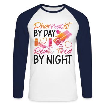 Technicien en pharmacie - T-shirt baseball manches longues Homme - blanc/marine - Devant - Nik (191cm)
