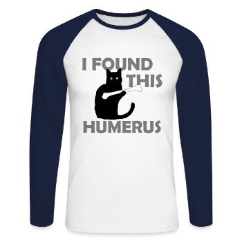 Ich habe diese Humerus-Katzen gefunden Humorvolles Wortspiel - Unisex Baseballshirt langarm - Weiß/Navy - Vorne - Nik (191cm)