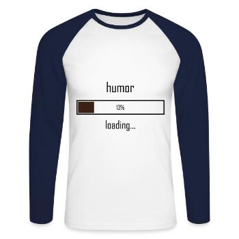 Humour est en train de charger - T-shirt baseball manches longues Homme - blanc/marine - Devant - Nik (191cm)