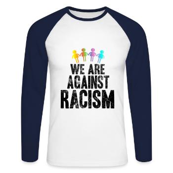 Wir sind gegen Rassismus - Unisex Baseballshirt langarm - Weiß/Navy - Vorne - Nik (191cm)