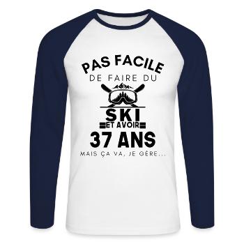 Pas facile de faire du ski anniversaire 37 ans SKI - T-shirt baseball manches longues Homme - blanc/marine - Devant - Nik (191cm)