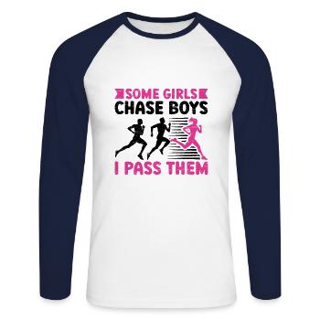 Some Girl Chase Boys Runner Running Girl Track Und - Unisex Baseballshirt langarm - Weiß/Navy - Vorne - Nik (191cm)