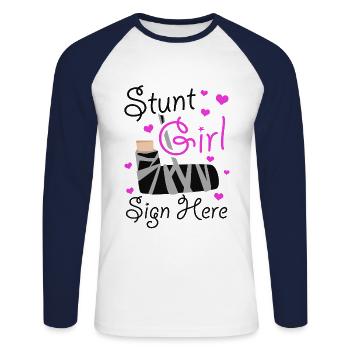 Mädchen-stunt-schild Hier - Unisex Baseballshirt langarm - Weiß/Navy - Vorne - Nik (191cm)