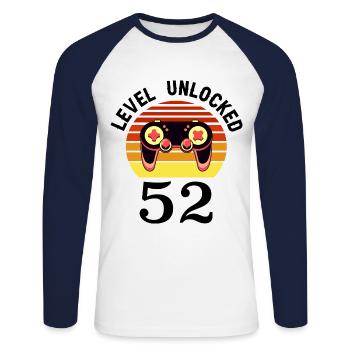 Niveau 52 débloqué 52 Anniversaire 52 ans - T-shirt baseball manches longues Homme - blanc/marine - Devant - Nik (191cm)