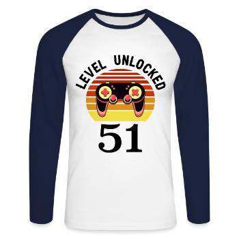 Niveau 51 débloqué 51 Anniversaire 51 ans - T-shirt baseball manches longues Homme - blanc/marine - Devant - Nik (191cm)