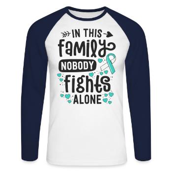 In dieser Familie kämpft niemand alleine zervikal - Unisex Baseballshirt langarm - Weiß/Navy - Vorne - Nik (191cm)