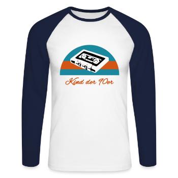 Kind der 90er Kassette - Unisex Baseballshirt langarm - Weiß/Navy - Vorne - Nik (191cm)