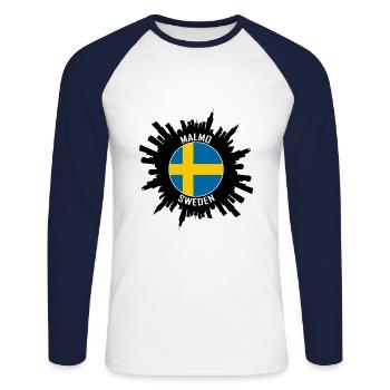 Malmö Skyline Suède Flag Souvenir de voyage - T-shirt baseball manches longues Homme - blanc/marine - Devant - Nik (191cm)