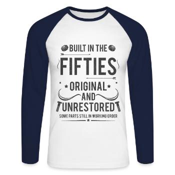 50er Jahre - Unisex Baseballshirt langarm - Weiß/Navy - Vorne - Nik (191cm)
