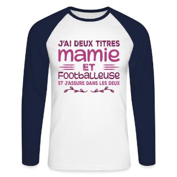 Zwei Titel Oma Fußballer, Großmutter, Fußball - Unisex Baseballshirt langarm - Weiß/Navy - Vorne - Nik (191cm)