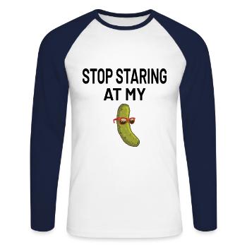 Männer Gurke Lustig Stop Staring At My Pickle - Unisex Baseballshirt langarm - Weiß/Navy - Vorne - Nik (191cm)