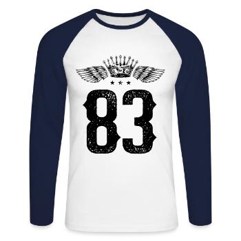 83 Couronne numérique - T-shirt baseball manches longues Homme - blanc/marine - Devant - Nik (191cm)