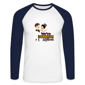 Getting Hitched black Souvenir, Gift, Gift Idea - Unisex Baseballshirt langarm - Weiß/Navy - Vorne - Nik (191cm)