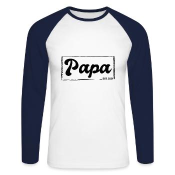 Papa 2021 Dad Vatertag Geschenk t-shirt - Unisex Baseballshirt langarm - Weiß/Navy - Vorne - Nik (191cm)